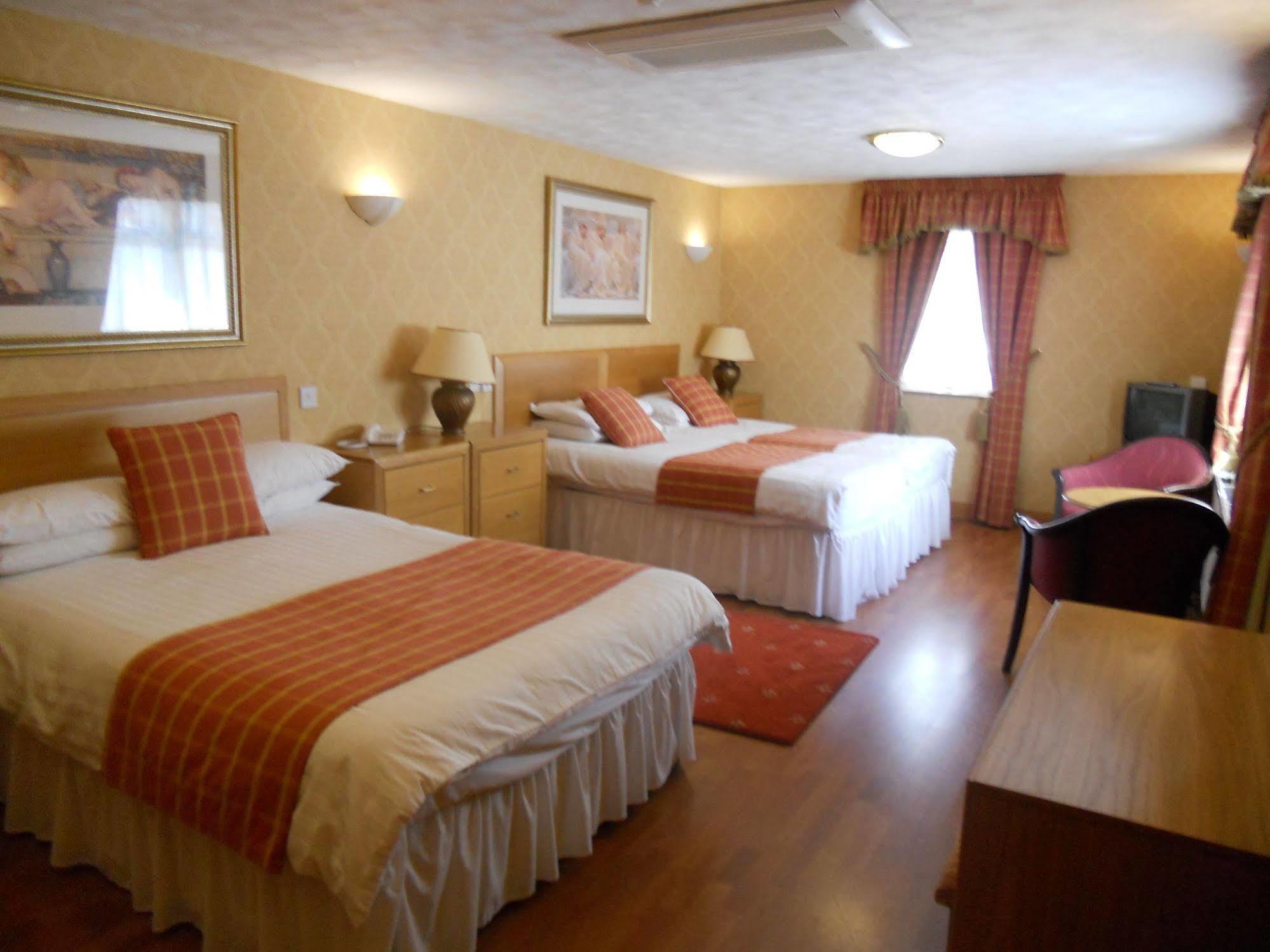 Leapark Hotel Грейнджмут Экстерьер фото